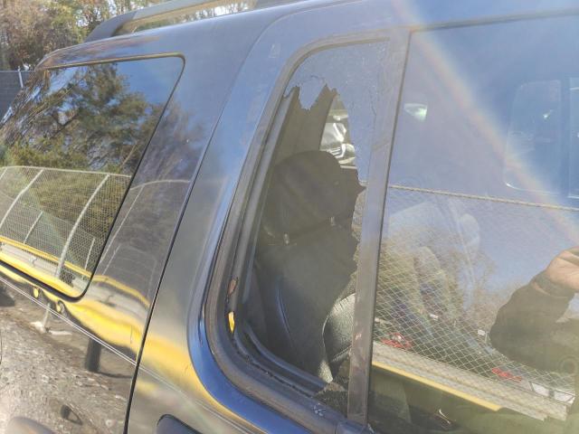 Photo 9 from auction – 2003 FORD EXPLORER X with VIN 1FMZU62K73UC62328