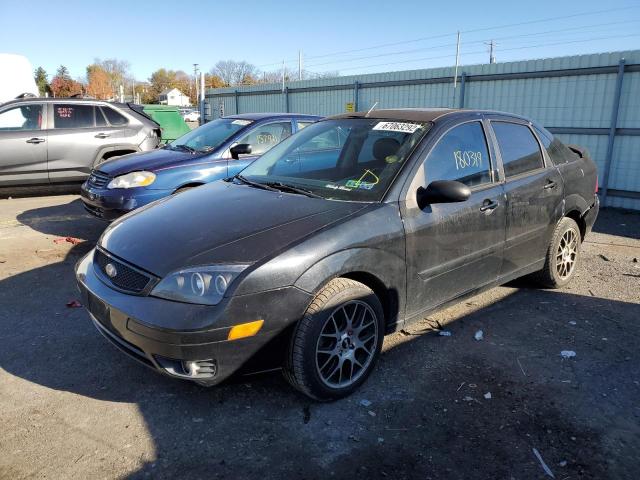 Photo 2 from auction – 2005 FORD FOCUS ZX4 with VIN 1FAFP38Z55W200344