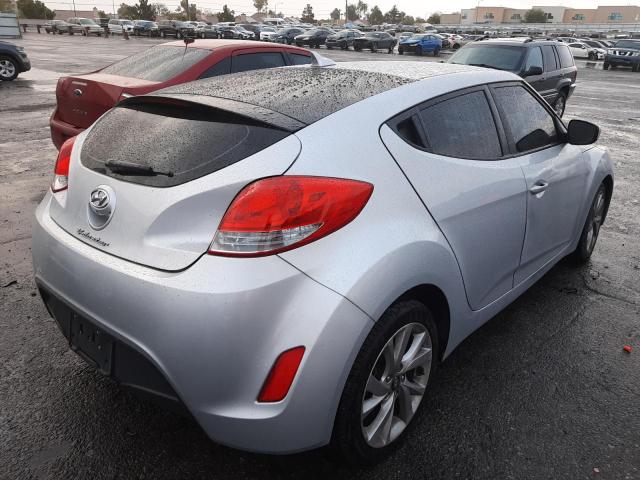 Photo 4 from auction – 2017 HYUNDAI VELOSTER with VIN KMHTC6AD7HU305553