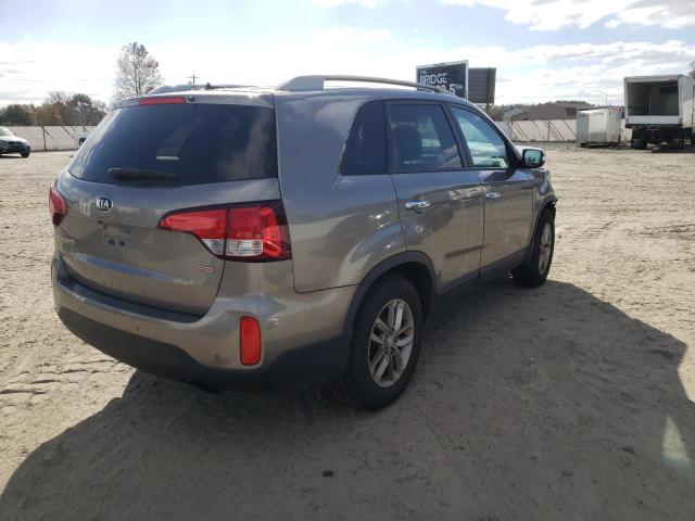 Photo 4 from auction – 2015 KIA SORENTO LX with VIN 5XYKT4A65FG649564