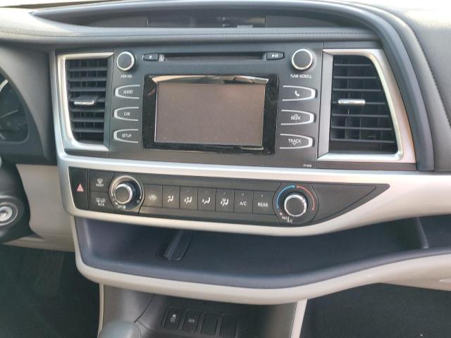 Photo 9 from auction – 2017 TOYOTA HIGHLANDER with VIN 5TDZZRFH8HS234376
