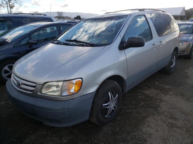 Photo 2 from auction – 2002 TOYOTA SIENNA CE with VIN 4T3ZF19C82U475810