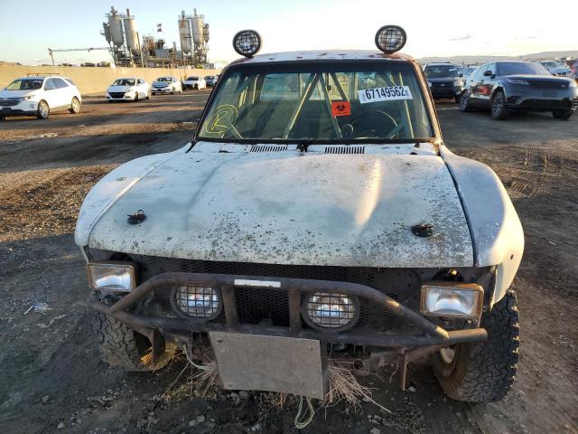Photo 9 from auction – 1983 TOYOTA PICKUP 1/2 with VIN JT4RN34S2D0082423