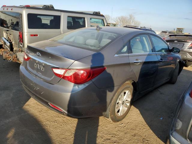 Photo 4 from auction – 2011 HYUNDAI SONATA with VIN 5NPEB4AC9BH112009