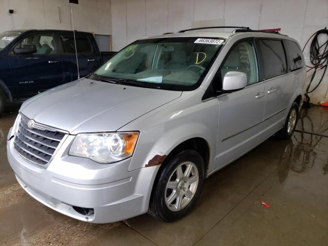 Photo 2 from auction – 2010 CHRYSLER TOWN & COU with VIN 2A4RR5D11AR421191