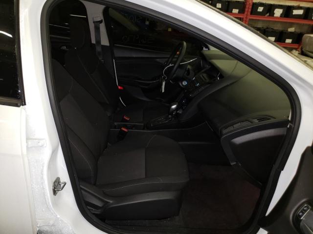 Photo 5 from auction – 2017 FORD FOCUS SE with VIN 1FADP3FE5HL308282