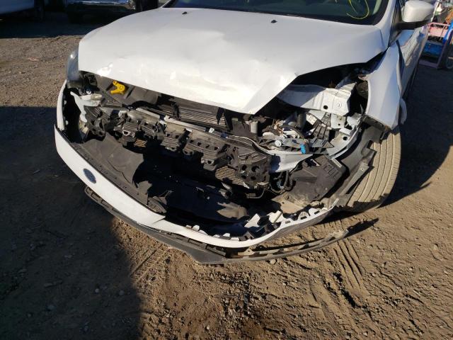 Photo 9 from auction – 2017 FORD FOCUS SE with VIN 1FADP3K26HL275403