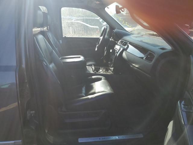 Photo 5 from auction – 2011 GMC YUKON DENA with VIN 1GKS2EEF1BR219386