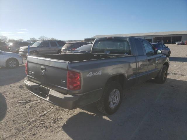 Photo 4 from auction – 2005 DODGE DAKOTA SLT with VIN 1D7HW42N65S192401