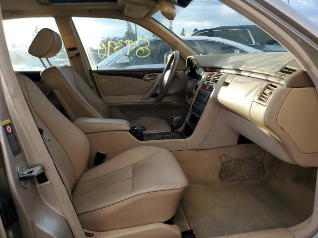 Photo 5 from auction – 2002 MERCEDES-BENZ E 320 with VIN WDBJF65J12B454710