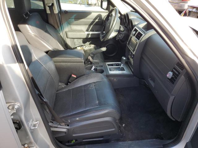 Photo 5 from auction – 2009 DODGE NITRO R/T with VIN 1D8GU58X79W515722