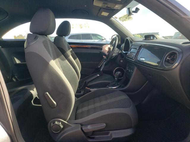 Photo 5 from auction – 2012 VOLKSWAGEN BEETLE with VIN 3VWVA7AT1CM640625