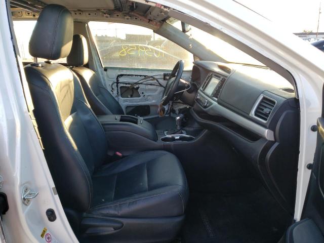 Photo 5 from auction – 2015 TOYOTA HIGHLANDER with VIN 5TDJKRFH0FS090577
