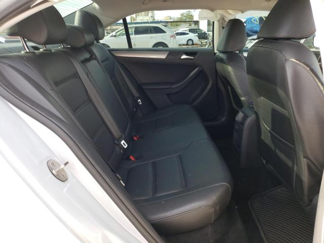 Photo 6 from auction – 2018 VOLKSWAGEN JETTA SE with VIN 3VWDB7AJ4JM256990