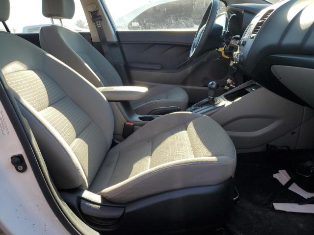 Photo 5 from auction – 2016 KIA FORTE LX with VIN KNAFX4A6XG5555113