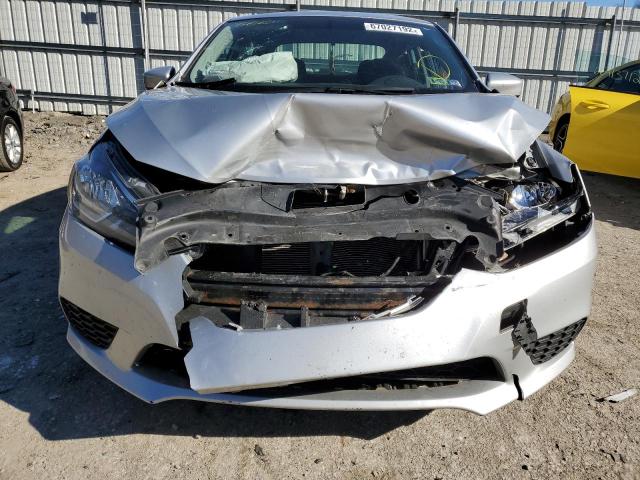 Photo 9 from auction – 2017 NISSAN SENTRA S with VIN 3N1AB7AP2HY243445