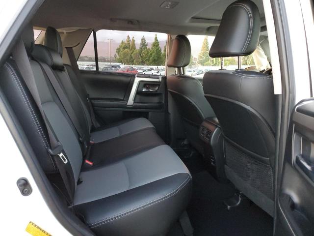 Photo 6 from auction – 2015 TOYOTA 4RUNNER SR with VIN JTEZU5JR0F5107059
