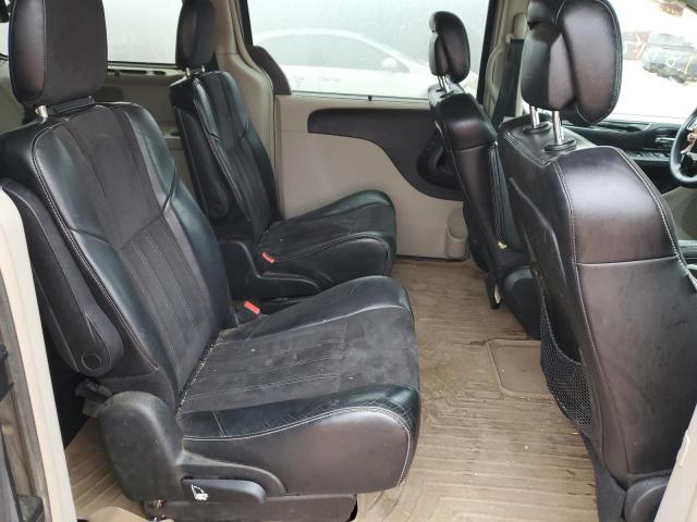 Photo 6 from auction – 2014 CHRYSLER TOWN & COU with VIN 2C4RC1CG0ER367345