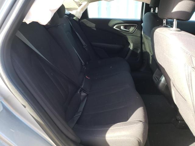 Photo 6 from auction – 2015 CHRYSLER 200 LIMITE with VIN 1C3CCCAB1FN610110