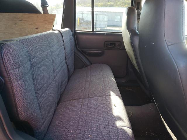 Photo 6 from auction – 2000 JEEP CHEROKEE S with VIN 1J4FF48S7YL103684