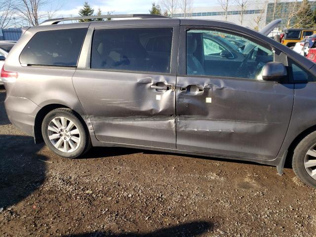 Photo 9 from auction – 2011 TOYOTA SIENNA XLE with VIN 5TDYK3DC4BS166878