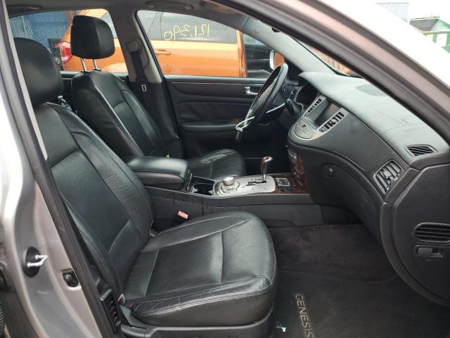 Photo 5 from auction – 2011 HYUNDAI GENESIS 4. with VIN KMHGC4DF0BU136907
