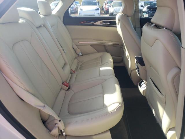 Photo 6 from auction – 2015 LINCOLN MKZ with VIN 3LN6L2G95FR610188