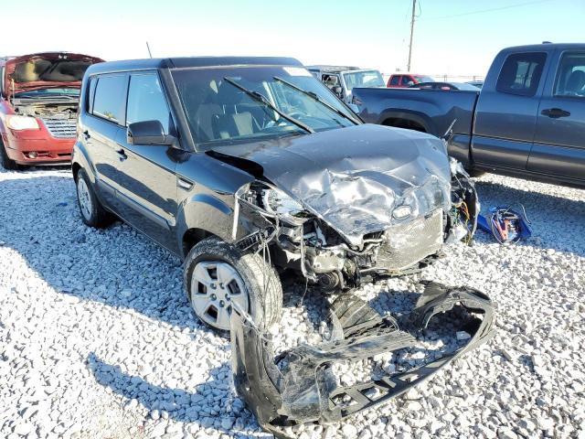 KIA SOUL 2013 with VIN KNDJT2A55D7621393 - Photo from auction