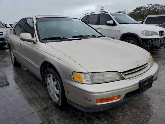 HONDA ACCORD EX 1994 with VIN JHMCD5650RC110302 - Photo from auction