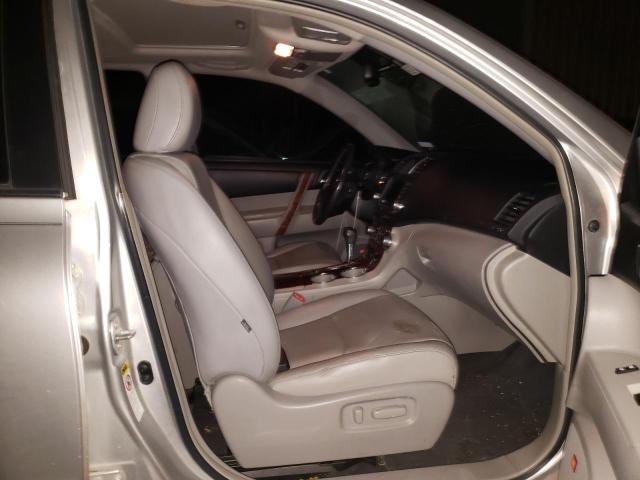 Photo 5 from auction – 2011 TOYOTA HIGHLANDER with VIN 5TDYK3EHXBS046965
