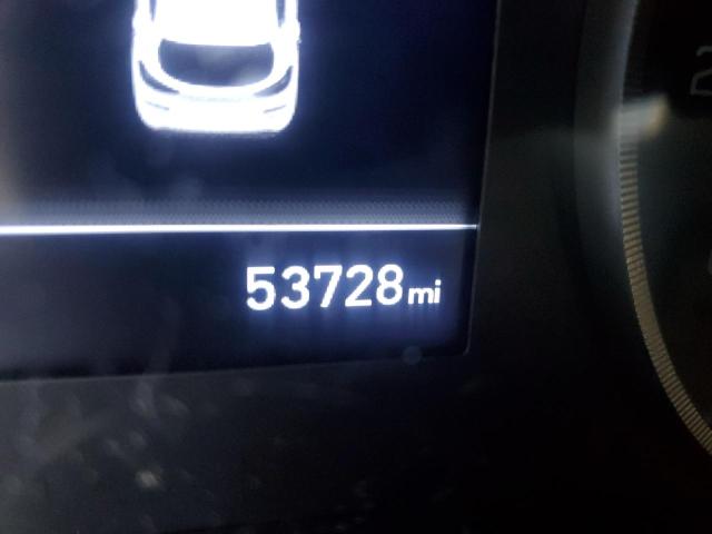 Photo 8 from auction – 2019 HYUNDAI TUCSON SE with VIN KM8J2CA44KU044009