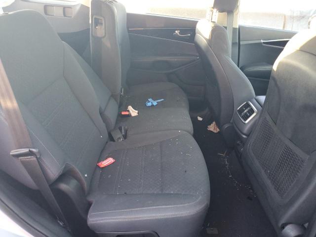 Photo 6 from auction – 2018 KIA SORENTO LX with VIN 5XYPG4A30JG379166