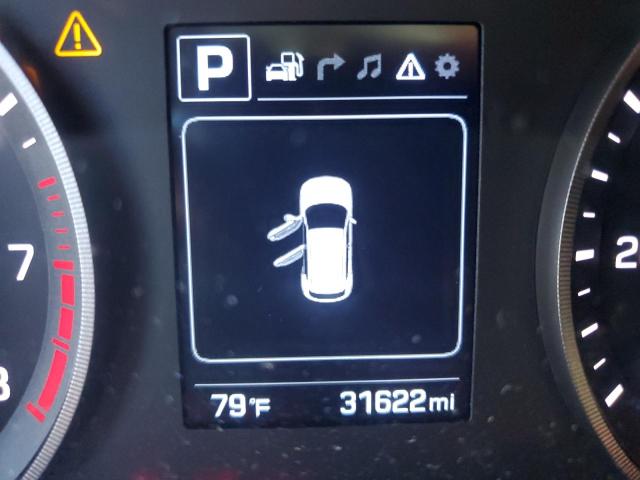 Photo 8 from auction – 2017 HYUNDAI TUCSON LIM with VIN KM8J3CA22HU364515