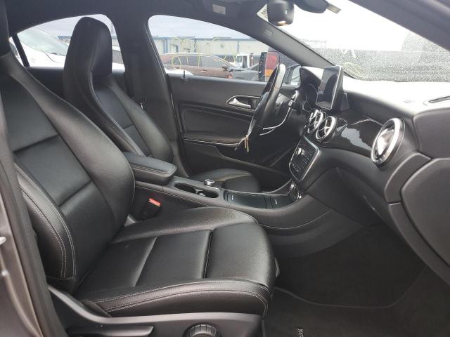 Photo 5 from auction – 2016 MERCEDES-BENZ CLA250 with VIN WDDSJ4GB2GN295139