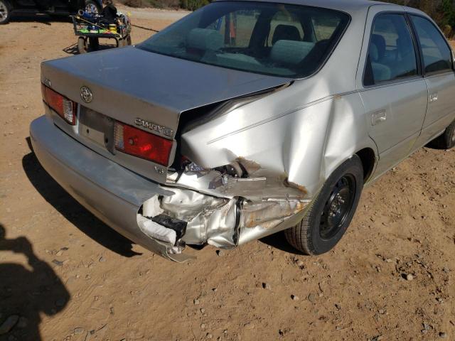 Photo 9 from auction – 2000 TOYOTA CAMRY LE with VIN 4T1BF22K7YU103661