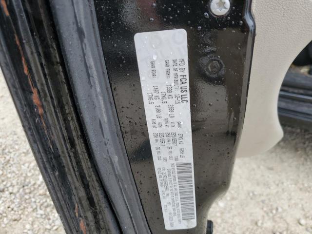 Photo 10 from auction – 2016 CHRYSLER TOWN & COU with VIN 2C4RC1BG9GR159601