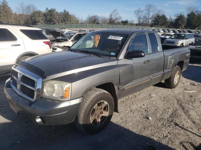 Photo 2 from auction – 2005 DODGE DAKOTA SLT with VIN 1D7HW42N65S192401