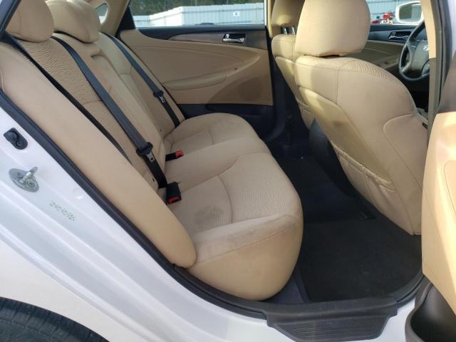 Photo 6 from auction – 2015 HYUNDAI SONATA HYB with VIN KMHEC4A48FA128412