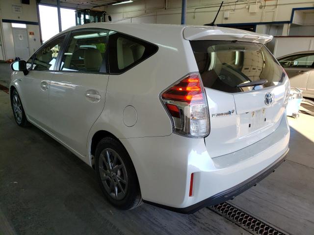 Photo 3 from auction – 2017 TOYOTA PRIUS V with VIN JTDZN3EU5HJ065308