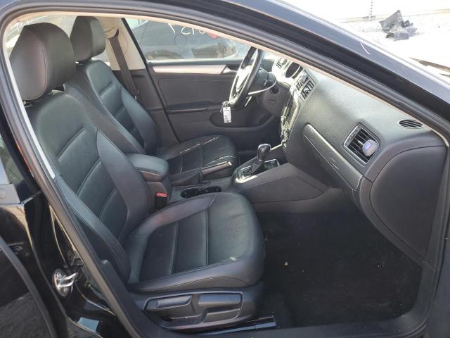 Photo 5 from auction – 2017 VOLKSWAGEN JETTA SE with VIN 3VWDB7AJ9HM251309