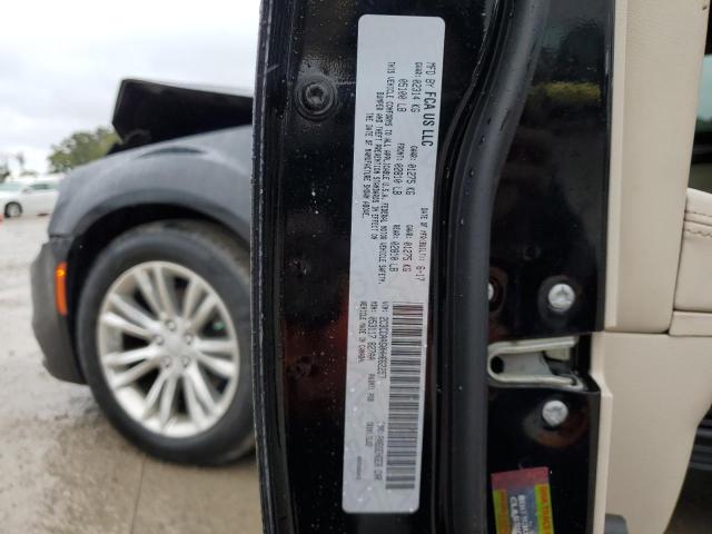 Photo 10 from auction – 2017 CHRYSLER 300 LIMITE with VIN 2C3CCAAG0HH662257
