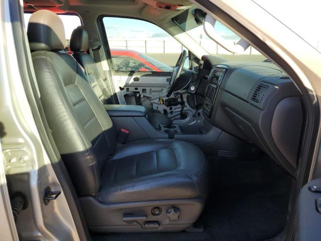 Photo 5 from auction – 2004 FORD EXPLORER L with VIN 1FMDU75W44ZA48819