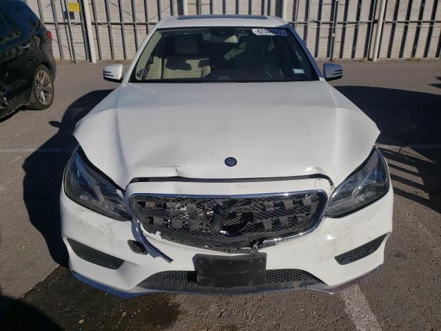 Photo 5 from auction – 2015 MERCEDES-BENZ E 250 BLUE with VIN WDDHF0EBXFB122041