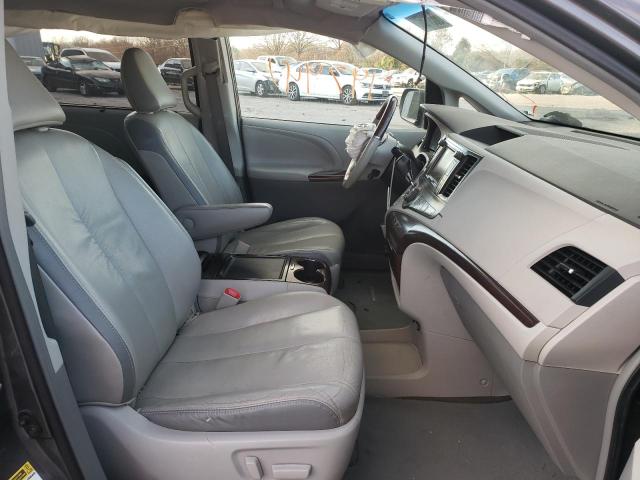 Photo 5 from auction – 2012 TOYOTA SIENNA XLE with VIN 5TDYK3DC2CS238923