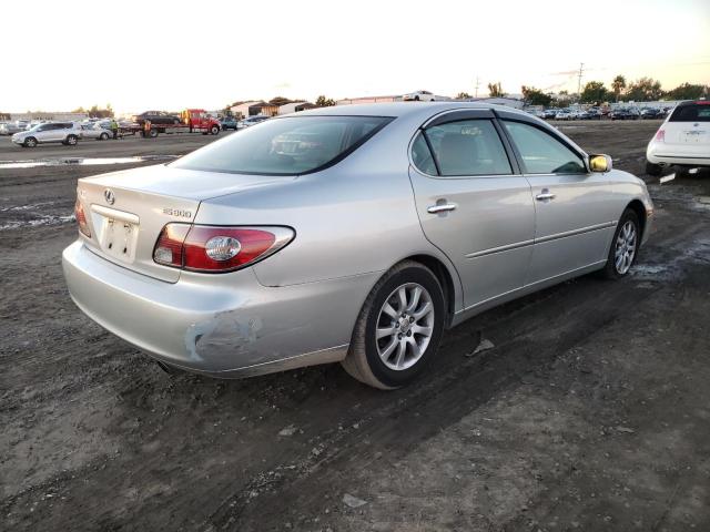 Photo 4 from auction – 2002 LEXUS ES 300 with VIN JTHBF30GX20033613