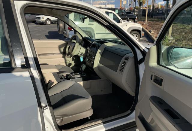 Photo 5 from auction – 2008 FORD ESCAPE XLS with VIN 1FMCU92Z78KD65949