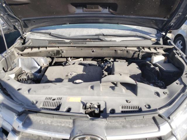Photo 7 from auction – 2019 TOYOTA HIGHLANDER with VIN 5TDJZRFH9KS982350