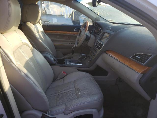 Photo 5 from auction – 2011 LINCOLN MKT with VIN 2LMHJ5FR5BBJ54093