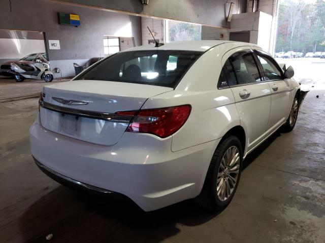 Фото 4 с аукциона – 2012 CHRYSLER 200 LX с VIN 1C3CCBAB4CN113851