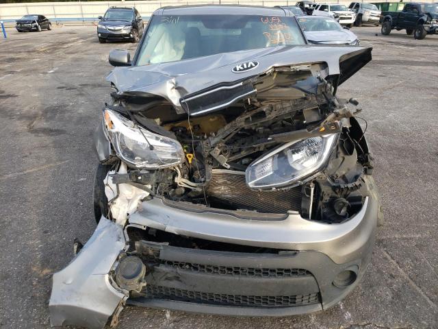 Photo 9 from auction – 2017 KIA SOUL with VIN KNDJN2A24H7490074